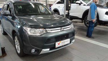 Mitsubishi Outlander 2014 года, 181 097 км - вид 2