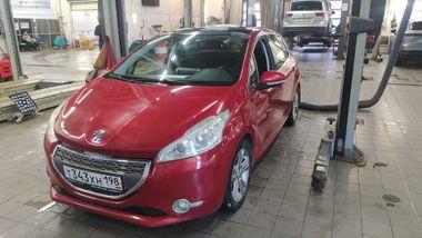 Peugeot 208 2013 года, 266 746 км - вид 1
