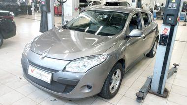 Renault Megane 2010 года, 222 228 км - вид 2