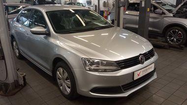 Volkswagen Jetta 2013 года, 100 177 км - вид 2