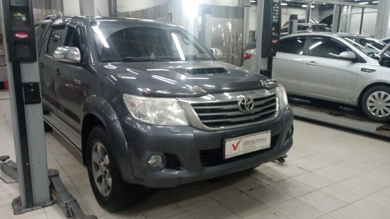 Toyota Hilux 2011 года, 198 062 км - вид 2