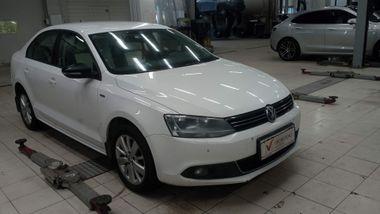 Volkswagen Jetta 2013 года, 195 308 км - вид 2