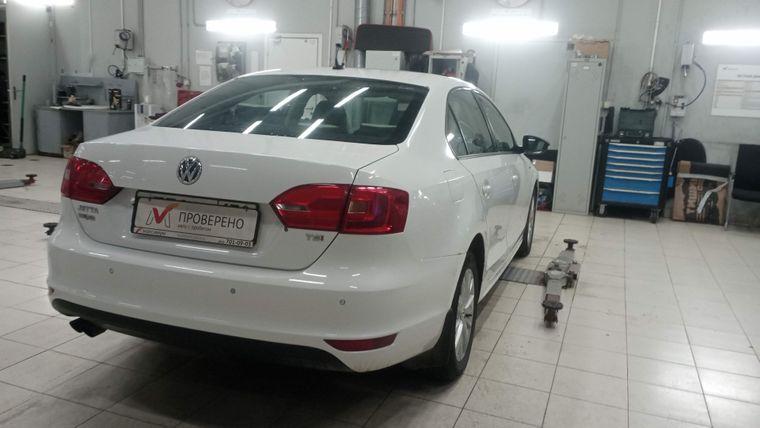 Volkswagen Jetta,  - вид 2