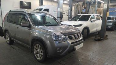 Nissan X-Trail 2012 года, 356 000 км - вид 2