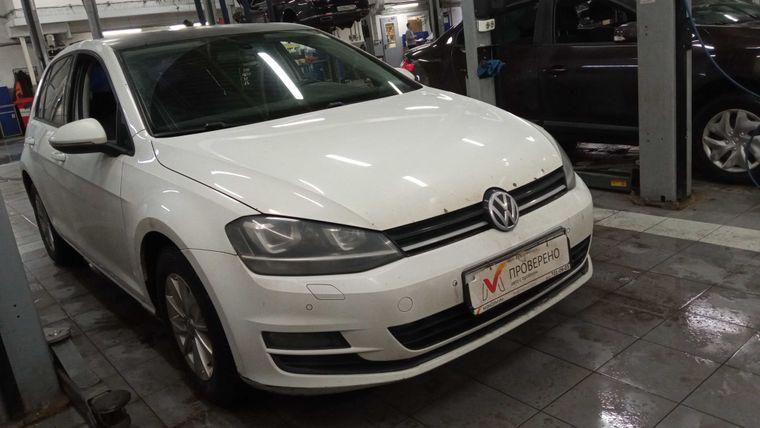 Volkswagen Golf 2014 года, 294 335 км - вид 2