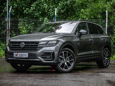 Volkswagen Touareg 2019 года, 123 994 км - вид 1