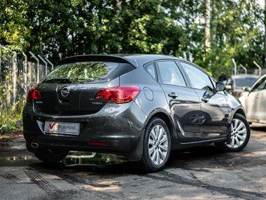 Opel Astra 2011 года, 168 441 км - вид 2