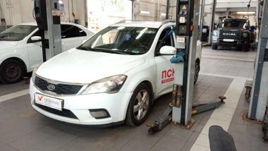 Kia Ceed 2011 года, 327 100 км - вид 1