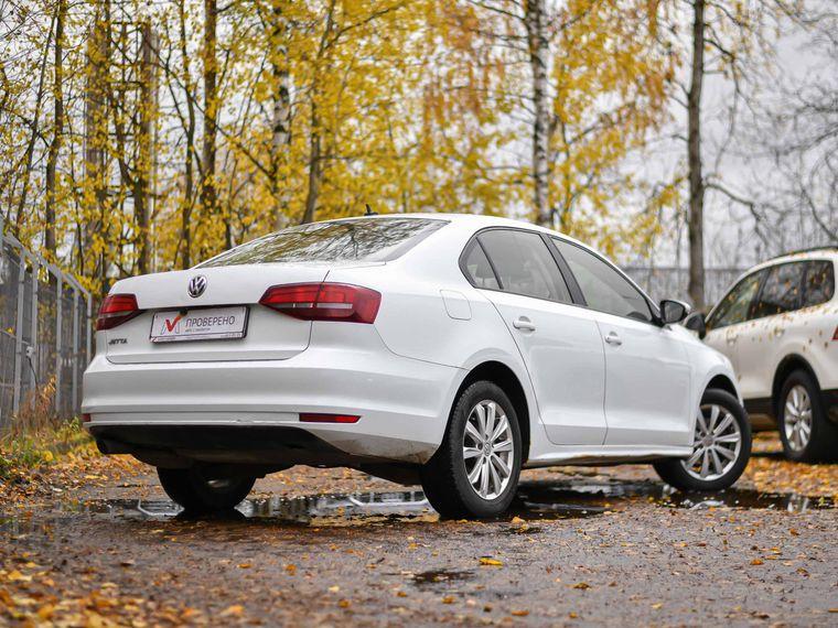 Volkswagen Jetta,  - вид 1