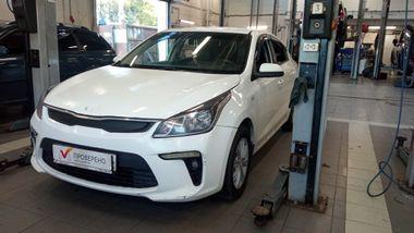 Kia Rio 2017 года, 316 719 км - вид 1