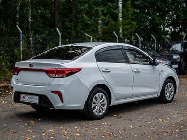 Kia Rio 2017 года, 316 719 км - вид 2