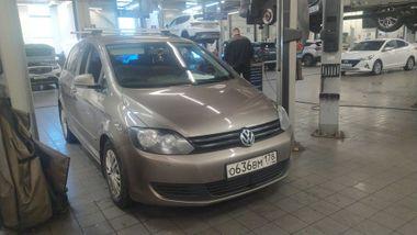 Volkswagen Golf Plus 2013 года, 286 807 км - вид 2