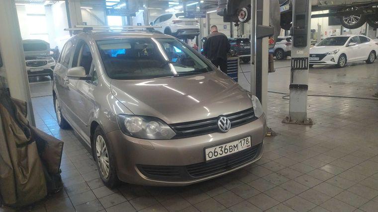 Volkswagen Golf Plus 2013 года, 286 807 км - вид 2