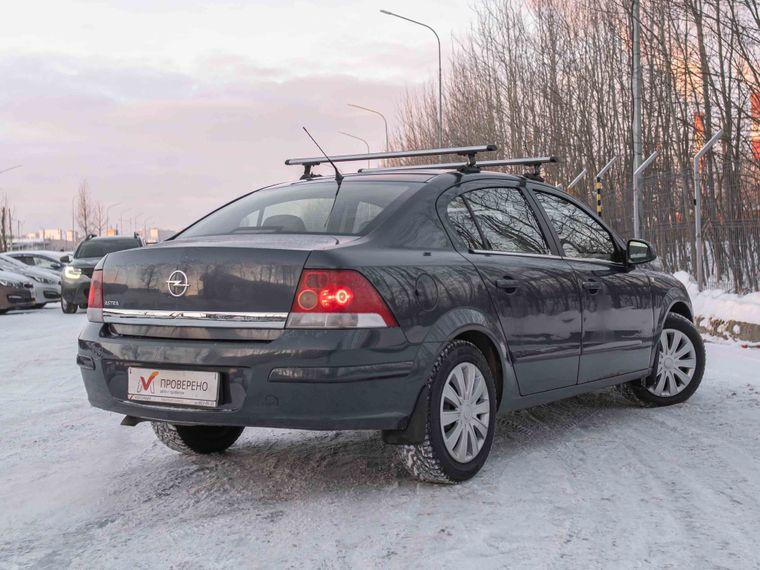 Opel Astra 2010 года, 218 000 км - вид 2