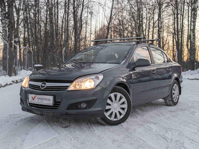 Opel Astra 2010 года, 218 000 км - вид 1