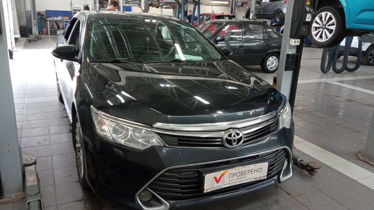 Toyota Camry 2015 года, 227 000 км - вид 2