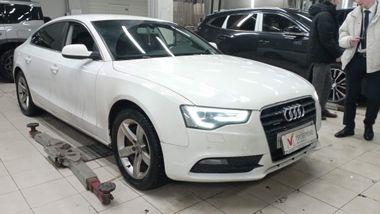 Audi A5 2012 года, 250 000 км - вид 2