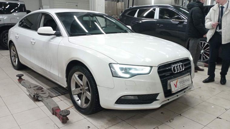 Audi A5 2012 года, 250 000 км - вид 2