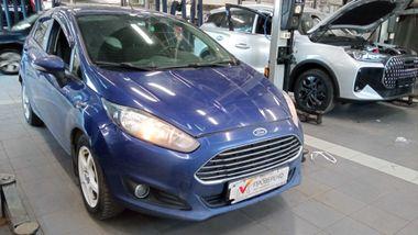 Ford Fiesta 2016 года, 295 712 км - вид 2