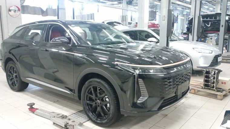 Exeed RX 2023 года, 111 км - вид 2