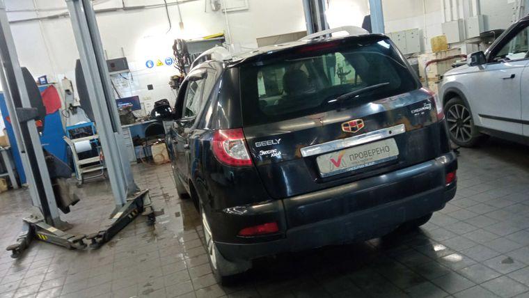 Geely Emgrand X7, 2015 - вид 3