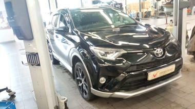 Toyota RAV4 2017 года, 199 071 км - вид 2