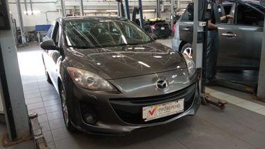 Mazda 3 2012 года, 240 998 км - вид 2