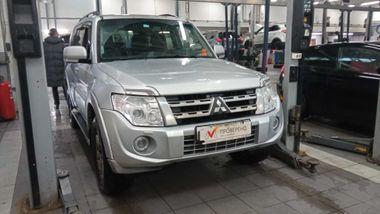 Mitsubishi Pajero 2011 года, 322 057 км - вид 2