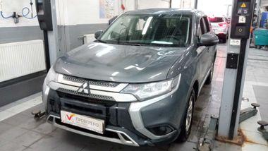 Mitsubishi Outlander 2019 года, 162 903 км - вид 1