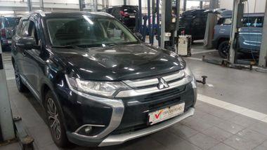 Mitsubishi Outlander 2017 года, 179 053 км - вид 1