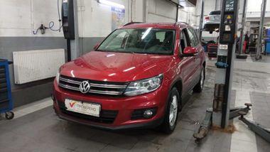 Volkswagen Tiguan 2014 года, 180 843 км - вид 1