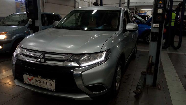 Mitsubishi Outlander, 