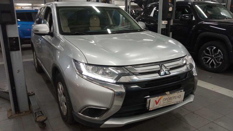 Mitsubishi Outlander,  - вид 1