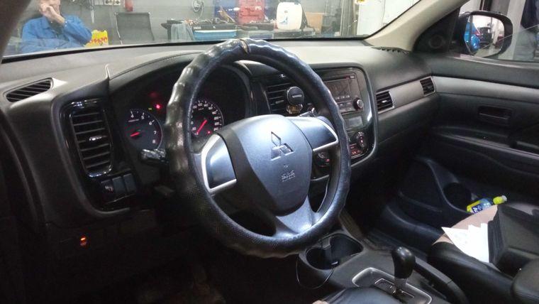 Mitsubishi Outlander,  - вид 4