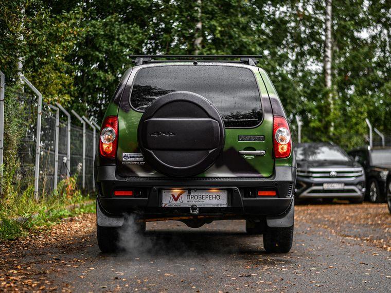 Chevrolet Niva,  - вид 3
