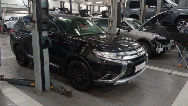Mitsubishi Outlander,  - вид 1