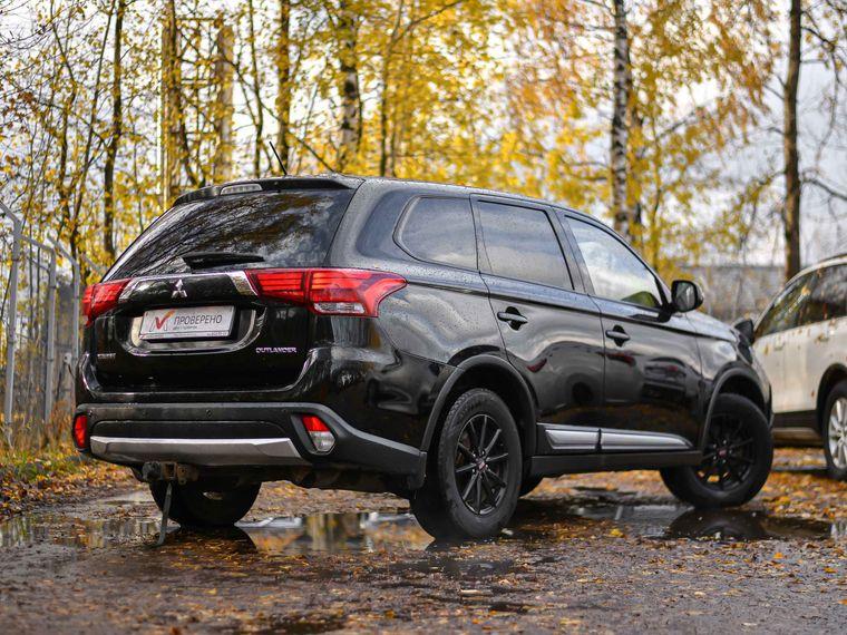 Mitsubishi Outlander,  - вид 1