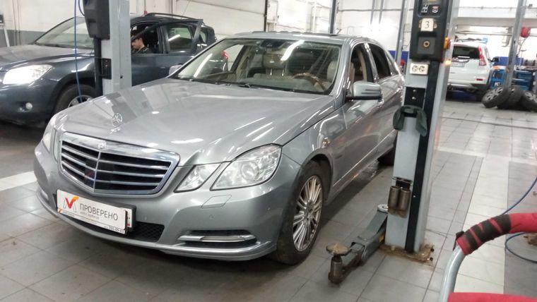 Mercedes-Benz E-класс 2011 года, 372 816 км - вид 1