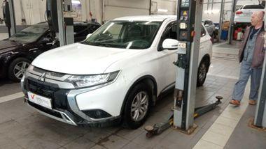 Mitsubishi Outlander 2019 года, 149 727 км - вид 1