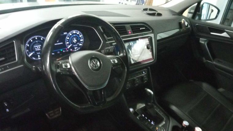 Volkswagen Tiguan,  - вид 4
