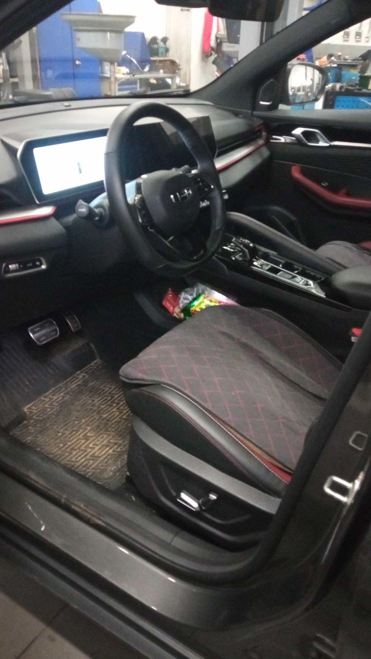 Geely Coolray,  - вид 4