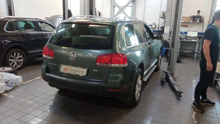 Volkswagen Touareg, 2005 - вид 3