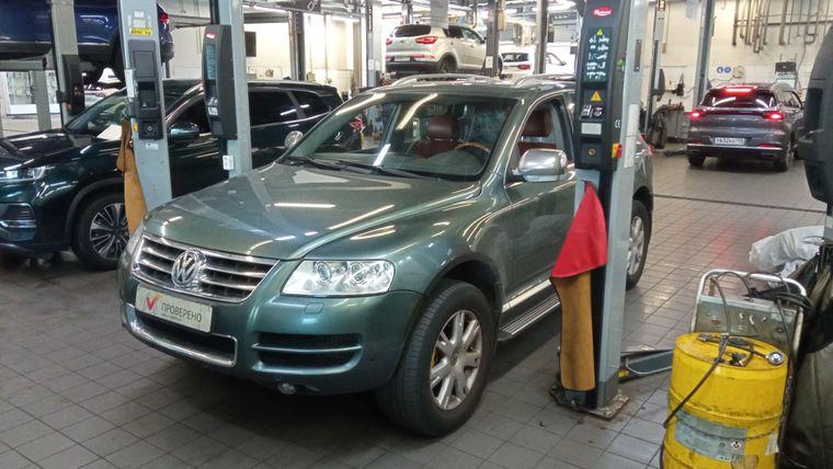 Volkswagen Touareg 2005 года, 221 913 км - вид 1