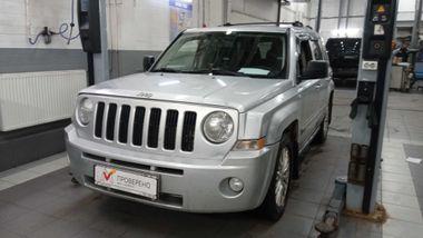 Jeep Liberty 2010 года, 253 477 км - вид 1