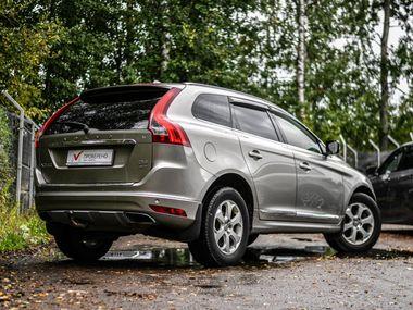 Volvo XC60 2015 года, 190 000 км - вид 2