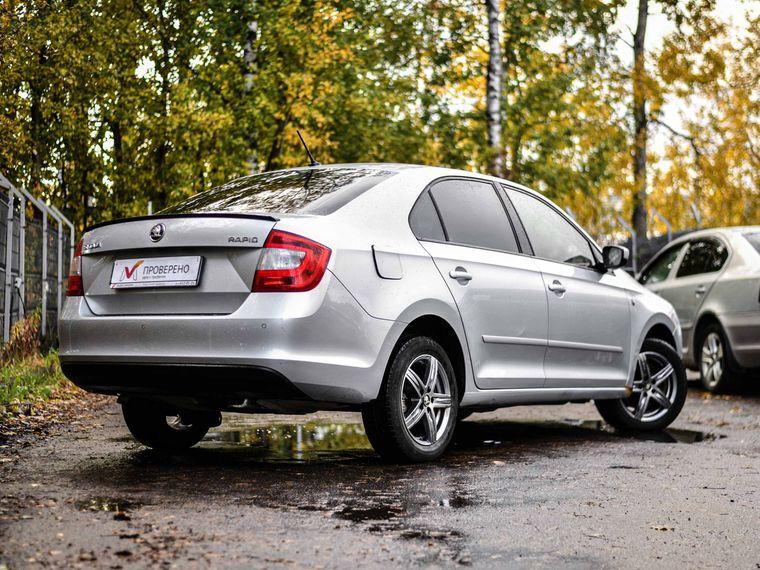 Skoda Rapid,  - вид 1