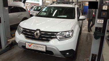 Renault Duster 2021 года, 70 000 км - вид 1