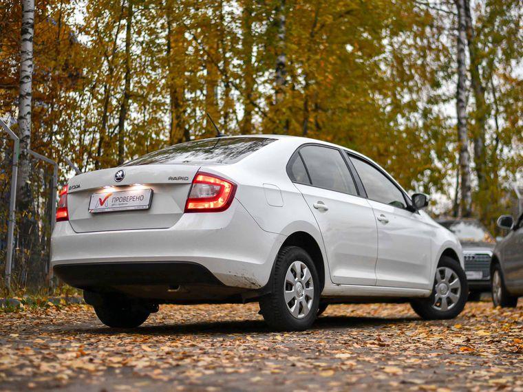 Skoda Rapid,  - вид 1