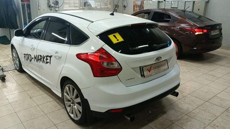 Ford Focus, 2011 - вид 3