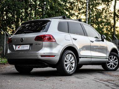 Volkswagen Touareg 2010 года, 473 000 км - вид 2